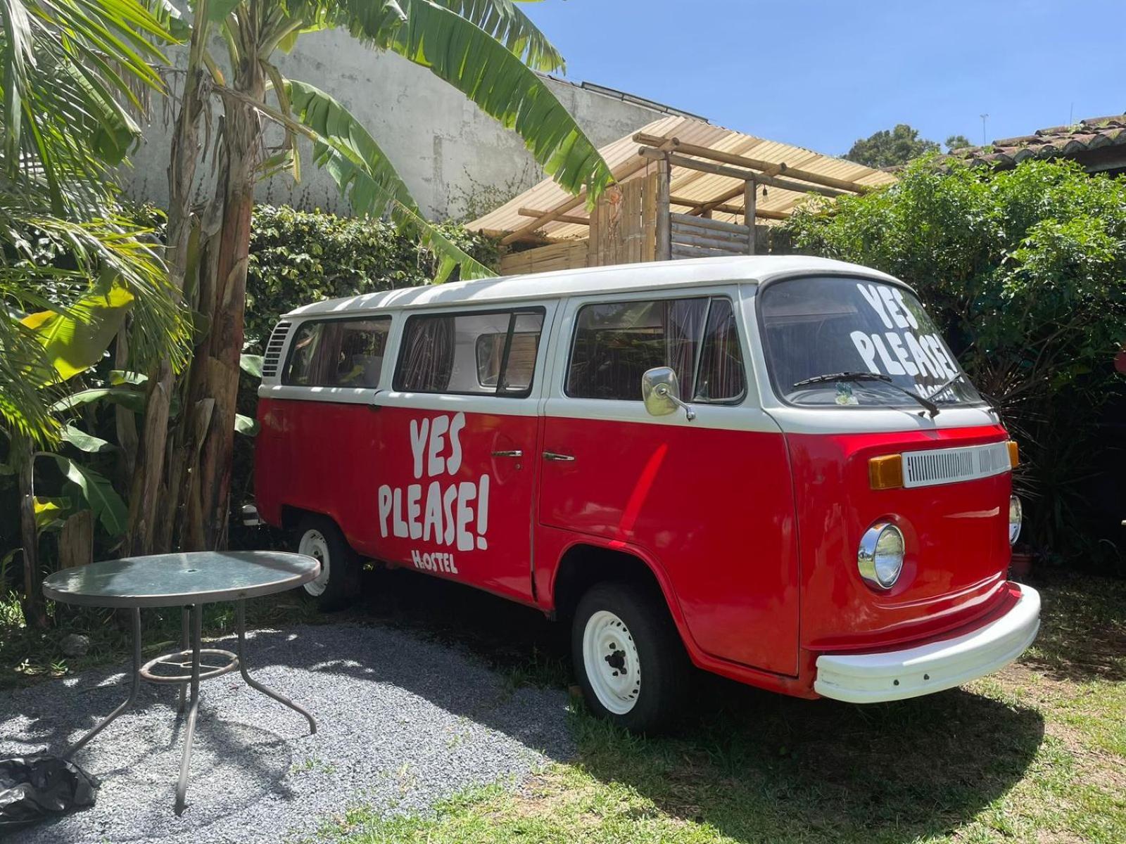 Yes Please! Hostel Antigua Екстер'єр фото
