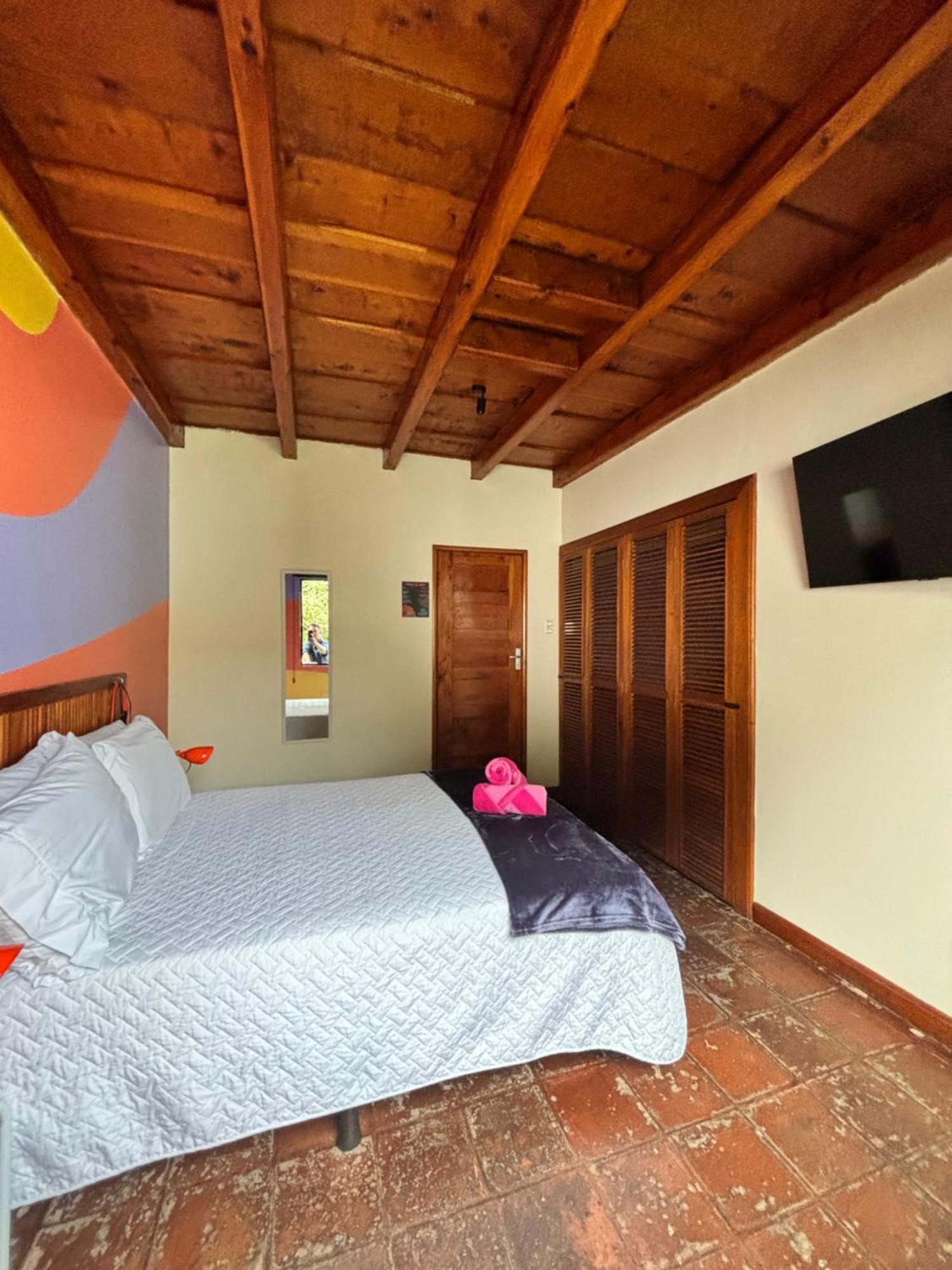 Yes Please! Hostel Antigua Екстер'єр фото